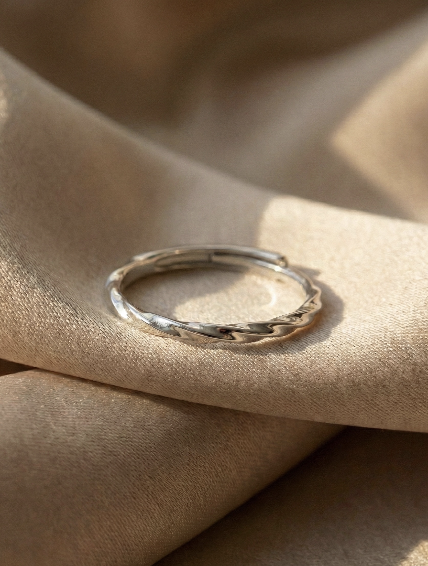 How to Stack Rings Minimalist Style — Tips from Sirarare