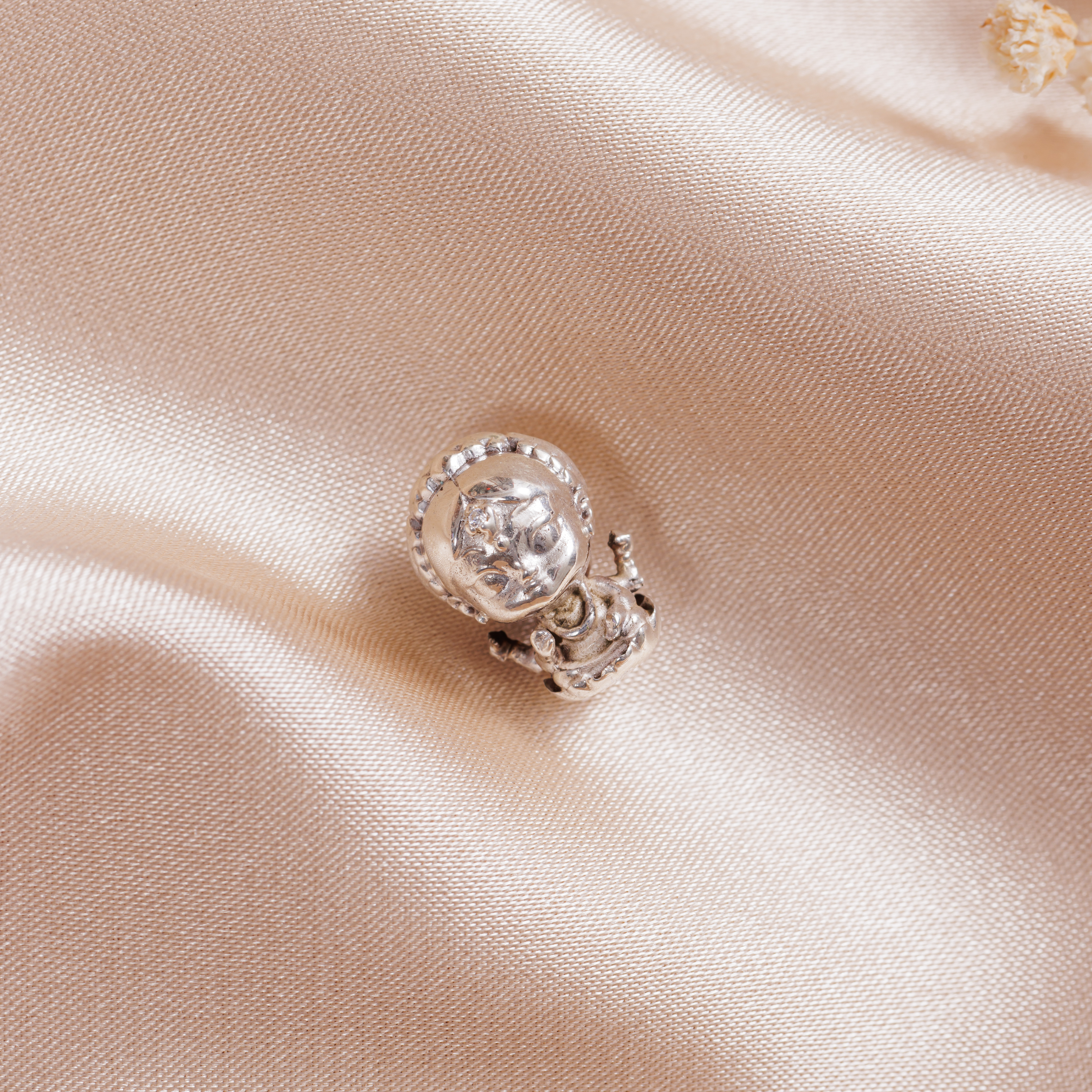 Can You Shower With Sterling Silver 925 Jewelry?